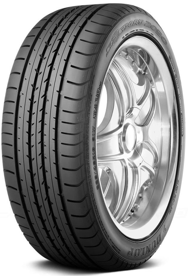 Dunlop SP Sport 2050 Tire 225/40R18 88Y